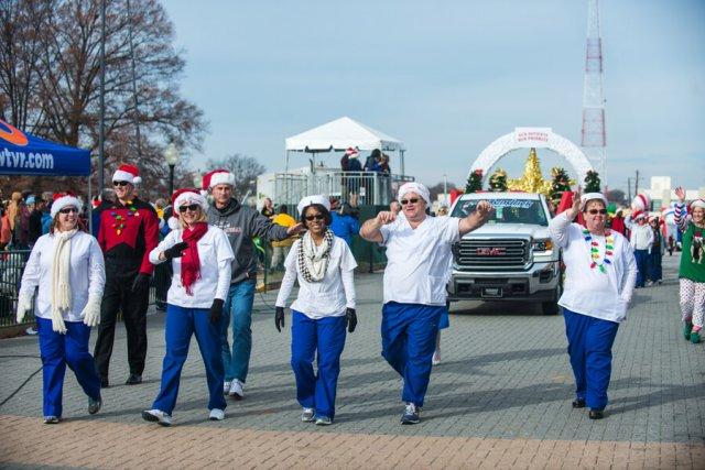 Dominion Christmas Parade 2016